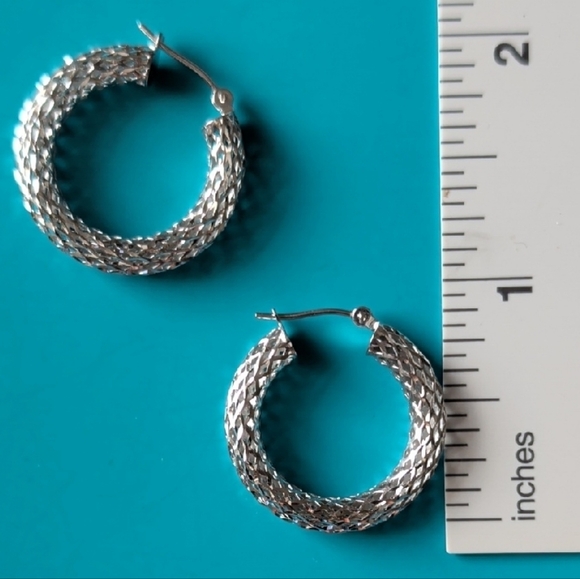 14K White Gold Hoop Earrings